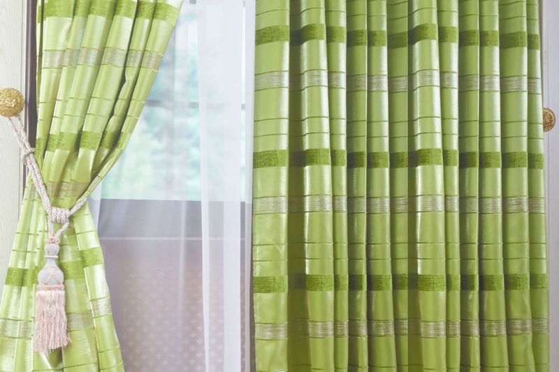 Шторы выше 300см.