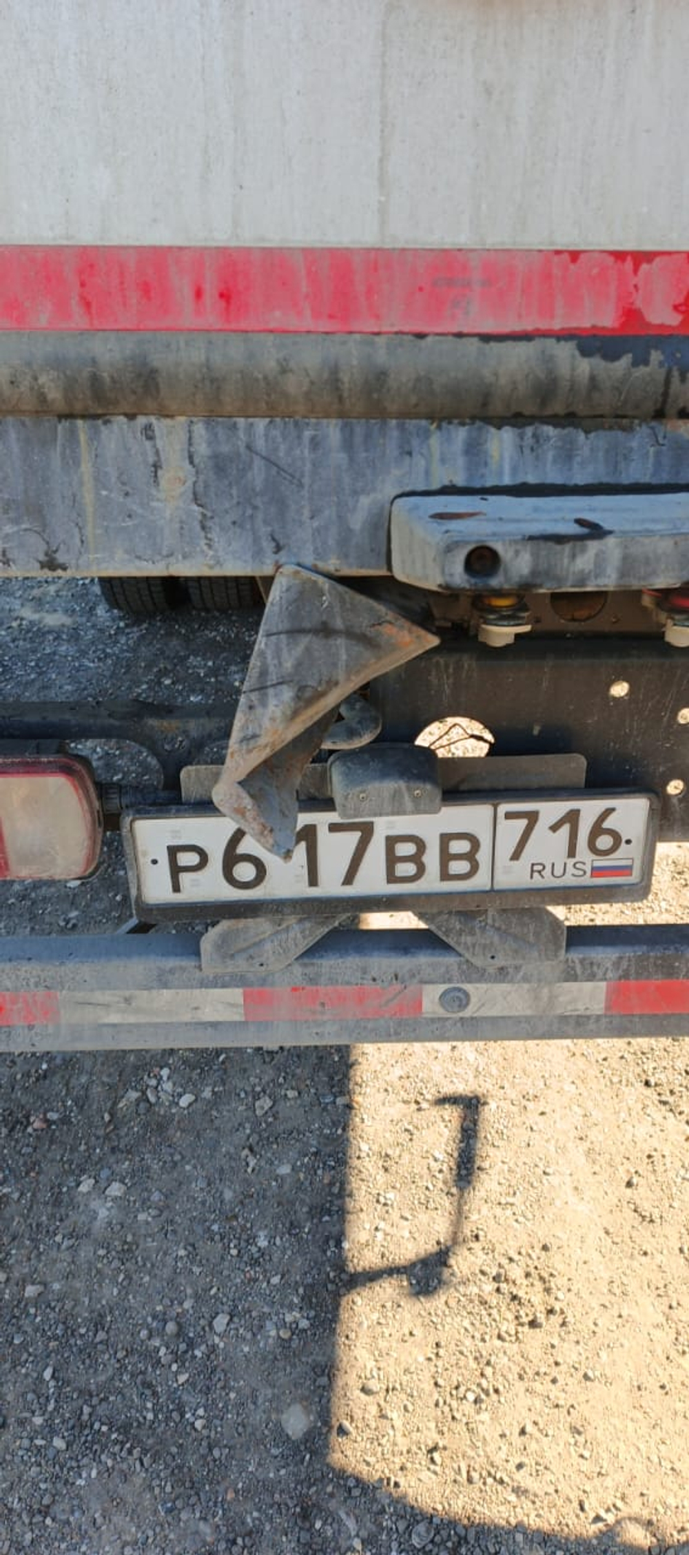 Foton AUMAN 4x2 Бортовой (Евроборт) 47FM2C (Евроборт, Дизельный, 4.5 л, 209 л.с. МТ)