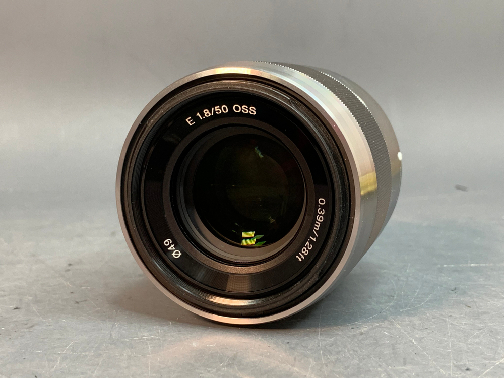 Sony 50mm 1.8 OSS