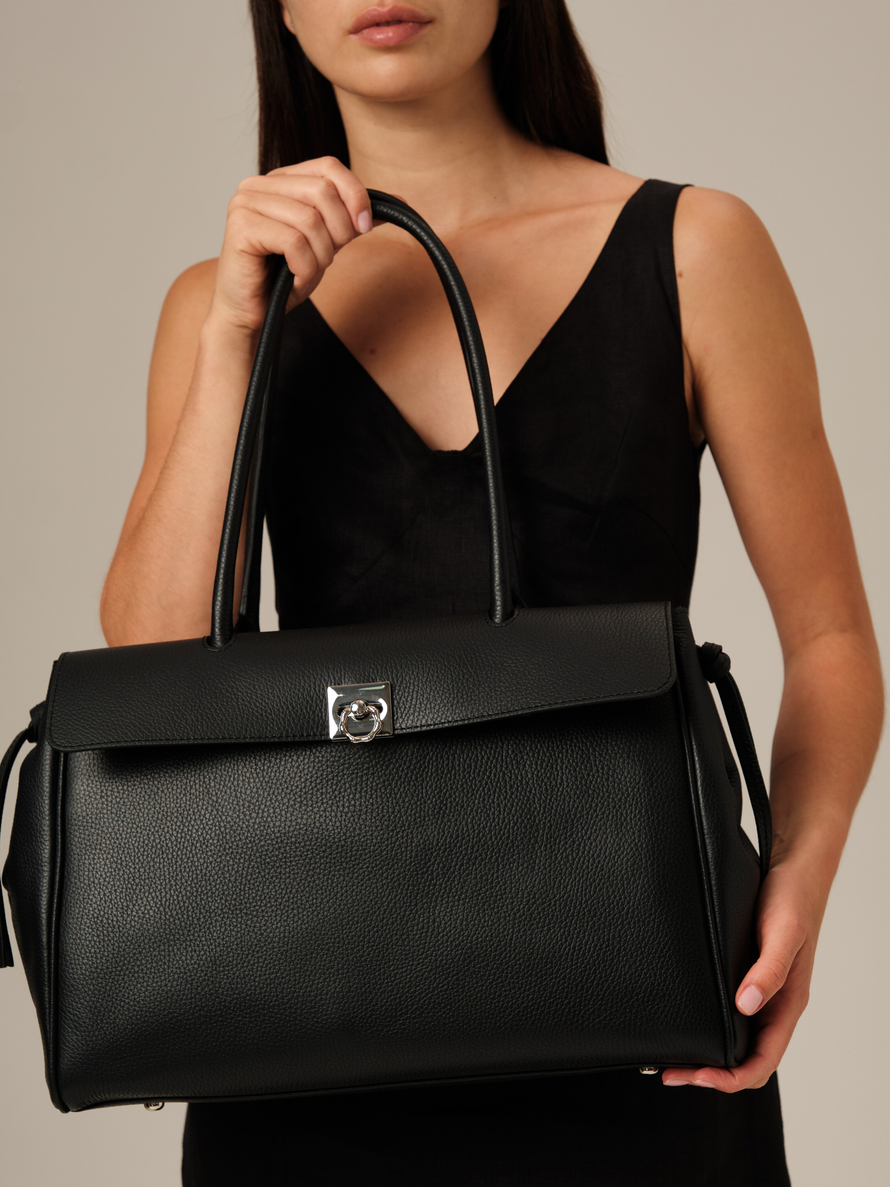 Кожаная сумка Lolita DBR 31436 черный