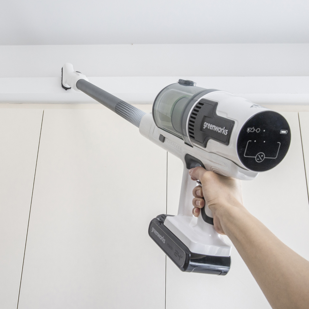 Пылесос вертикальный акк. Greenworks SV24360, 24V, б/щет, 250 Вт, 17 кПа, электрощетка, 2 насадки, LED, белый+серебро, 1х4Ач и ЗУ (4702107UB)