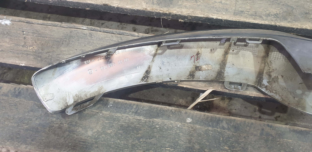 Накладка переднего бампера Mercedes GLE (C292) 15-19 Б/У Оригинал A2928850300