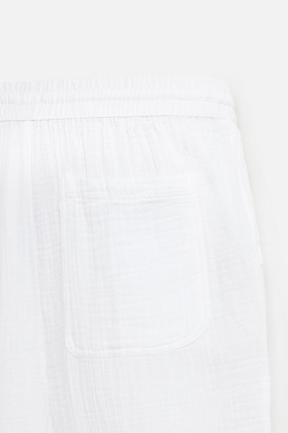 ZARA БРЮКИ С ЖАТЫМ ЭФФЕКТОМ, БЕЛЫЙ