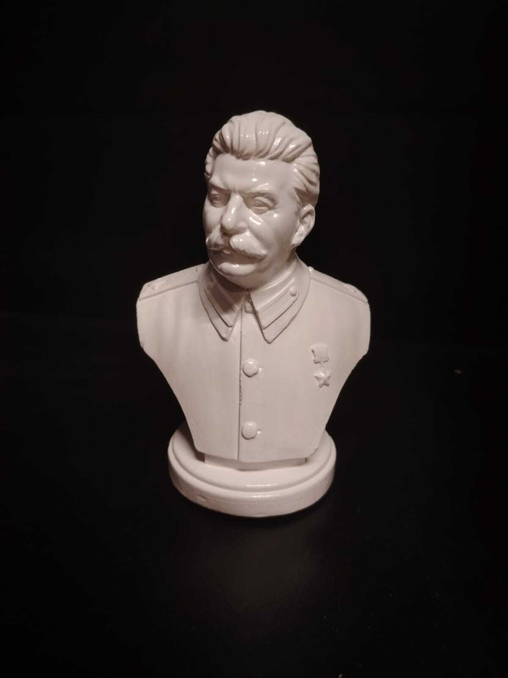 Бюст И.В. Сталин