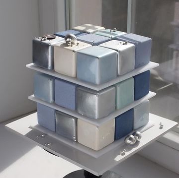 Торт Кубик Рубика 3 яруса, 25 кубиков