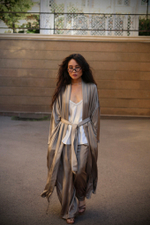 кимоно из мягкой ткани с шелковистым отливом