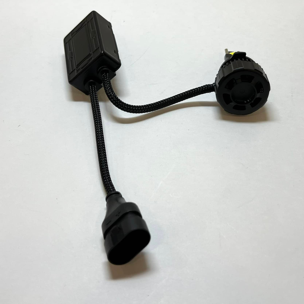 HB4 (9005) / Светодиодные (9005/HB4) лампы 6000K, 120W, 12000lm, серия - V18 - SFDA (2 шт. / комплект)