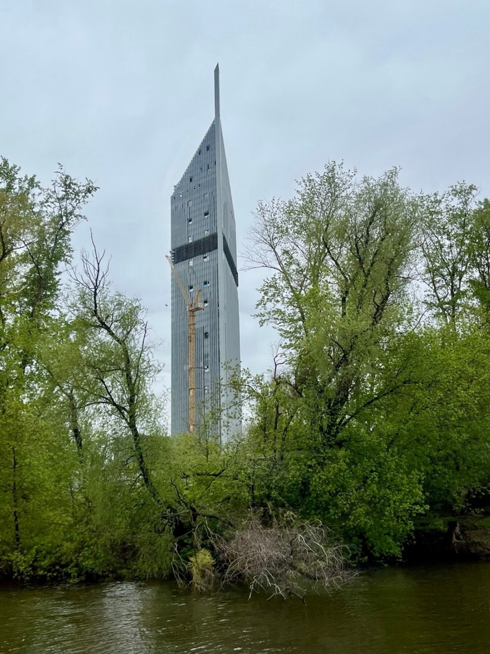 «От Мухиной горы до Филей: речной маршрут сквозь века» - круглогодичная экскурсия на электросудне по Москве-реке.