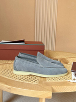 Лоферы Loro Piana Summer Walk с мехом