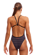 Купальник FUNKITA Curvy Queen