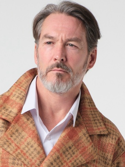 Рубашка / классика/ белая (подходит под запонки )