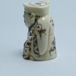 Нэцкэ Эбису с карпом и посохом