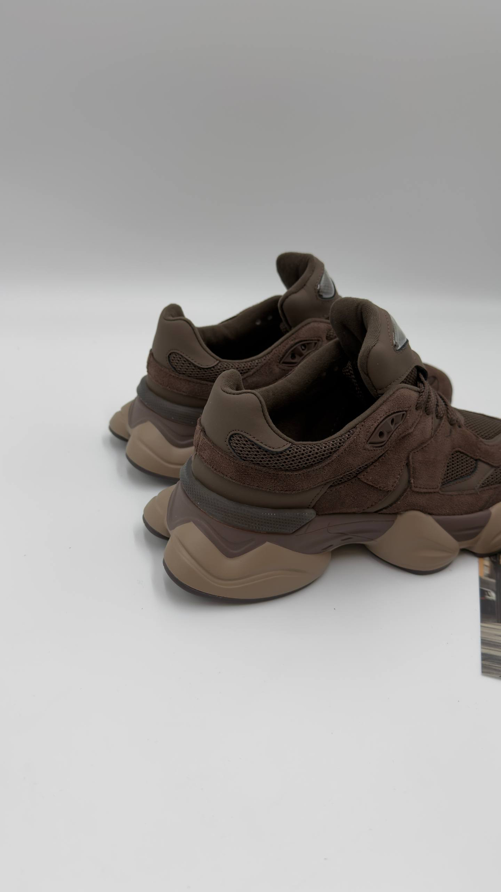 Кроссовки женские натуральная кожа/замша артикул 8888-40 цвет"шоколадный"