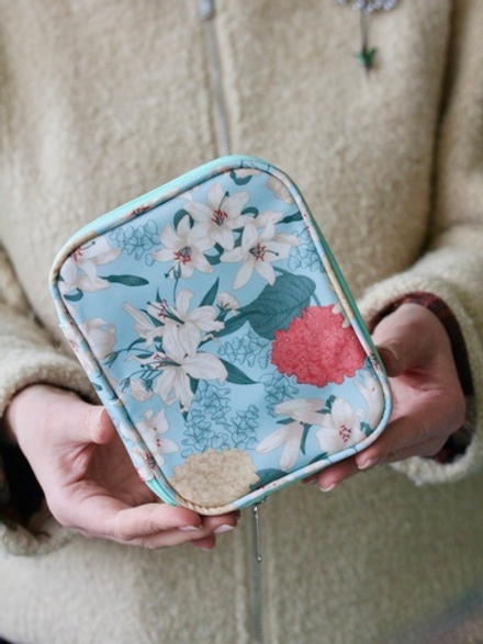 Пенал-оганайзер для хранения вязальных спиц и принадлежностей для рукоделия