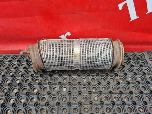 Приемная труба глушителя 2016г.