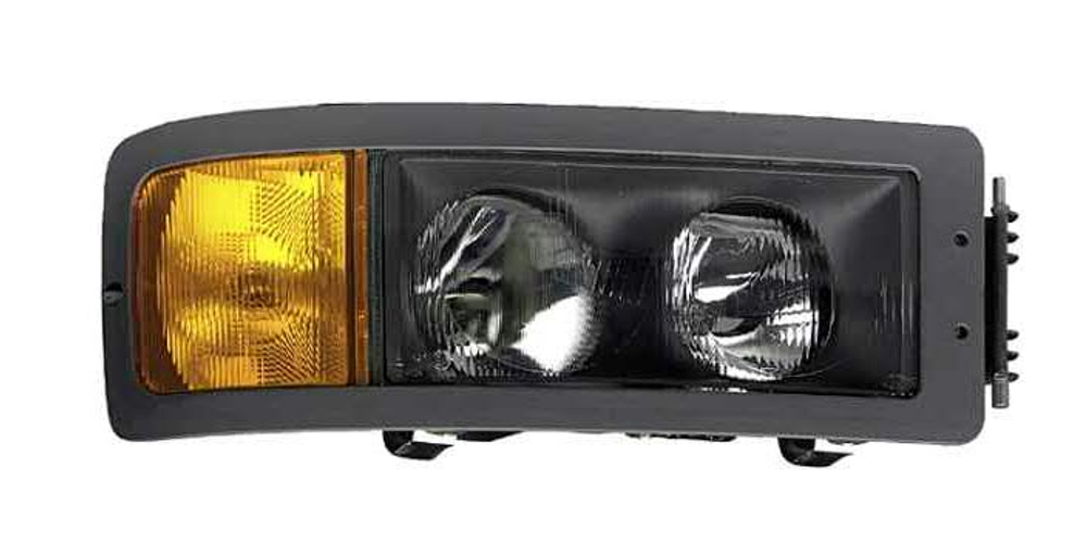 Фара Ман Ф2000 правая 81.25101.6292