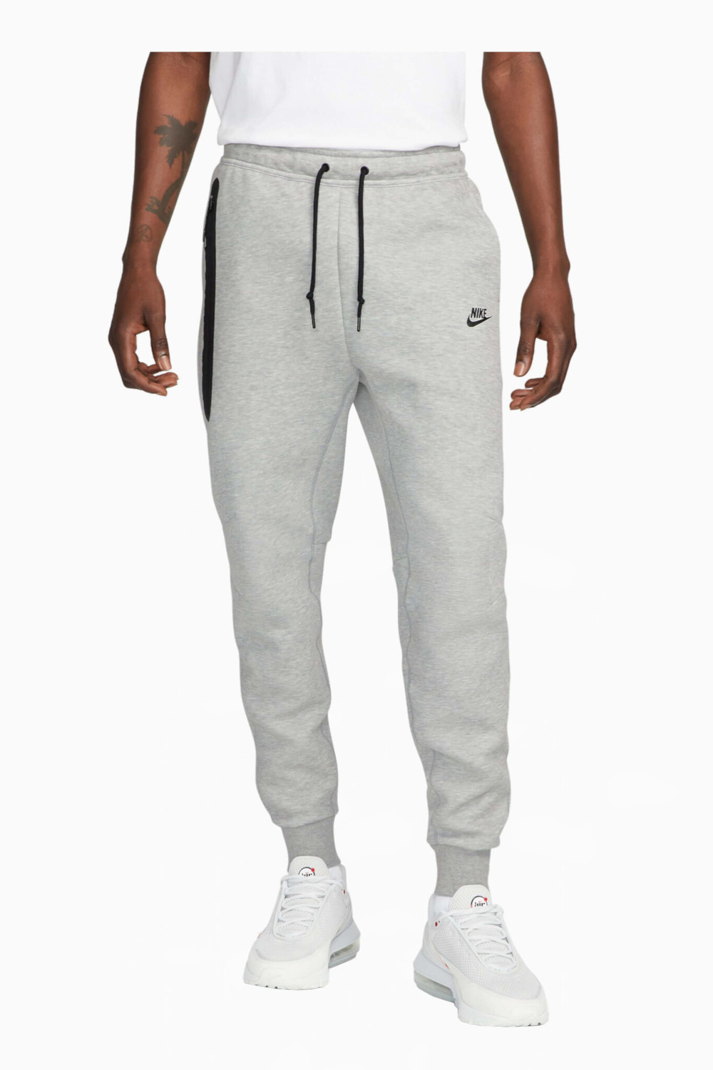 Nike sportswear tech fleece grey hotsell