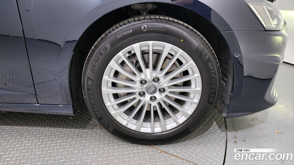 Audi A6 (C8) 45 TFSI Premium (11.2020)