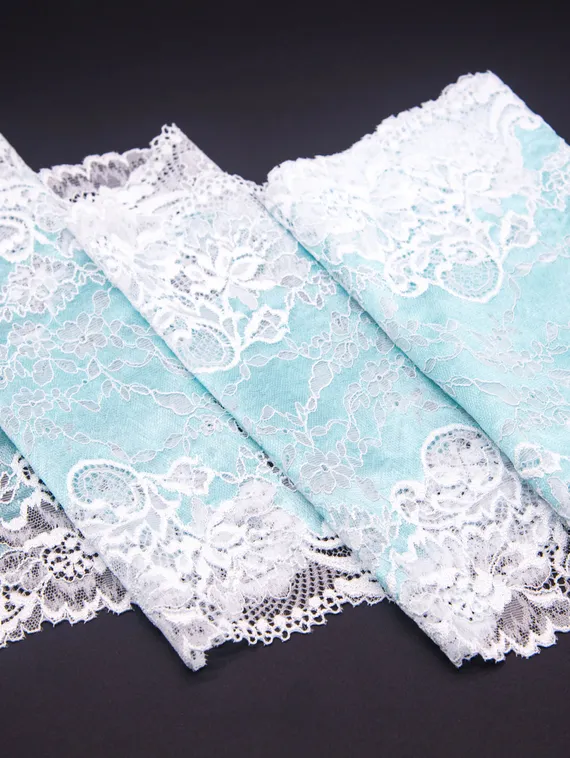03-169 Кружево эластичное 23 см, бирюза/белый