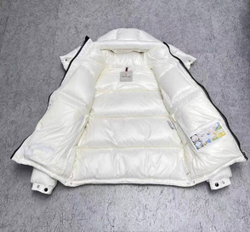 Пуховик Moncler Montbeliard