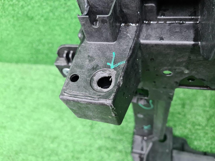 Телевизор Hongqi HS5 (2019-н.в.)