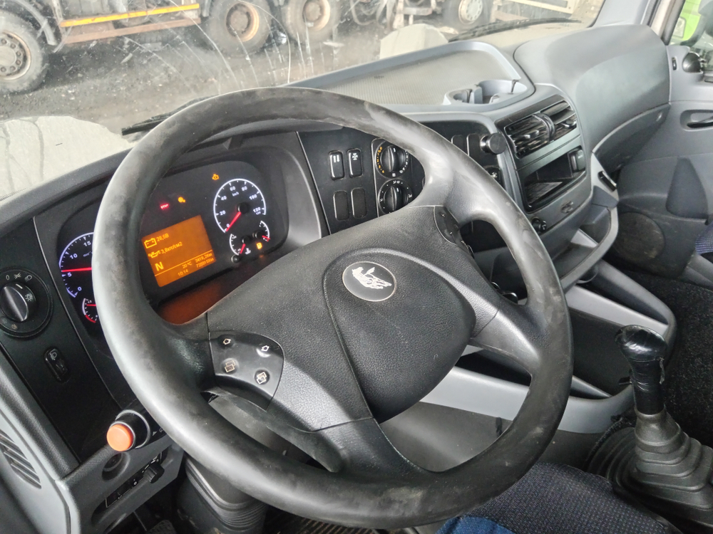 КамАЗ 5490 4x2 Седельный тягач 5490-S5 (Дизель/Газ, 12,0 л, 401 л.с., МТ)