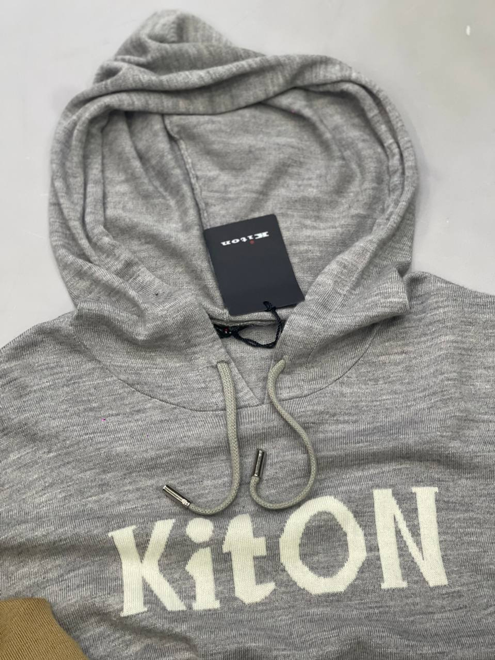 Худи Kiton