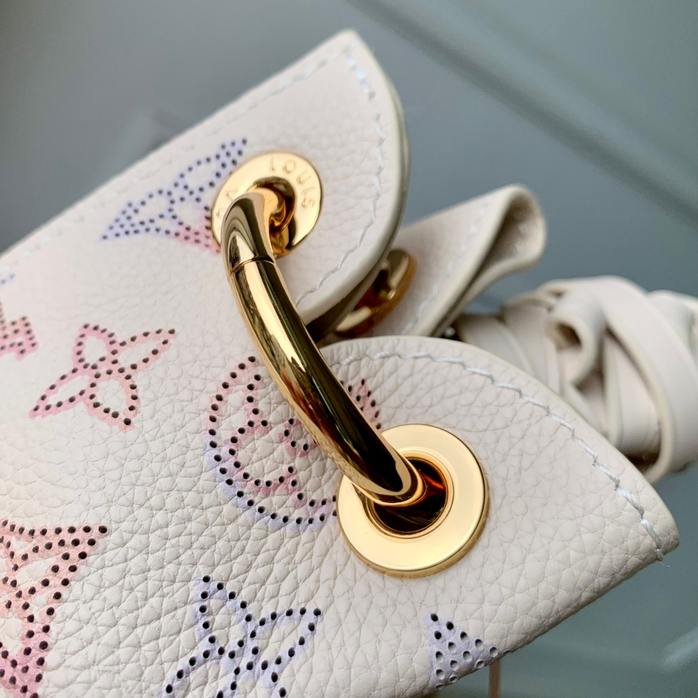 Louis Vuitton Carmel
