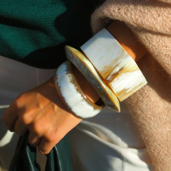 creme horn bangle large