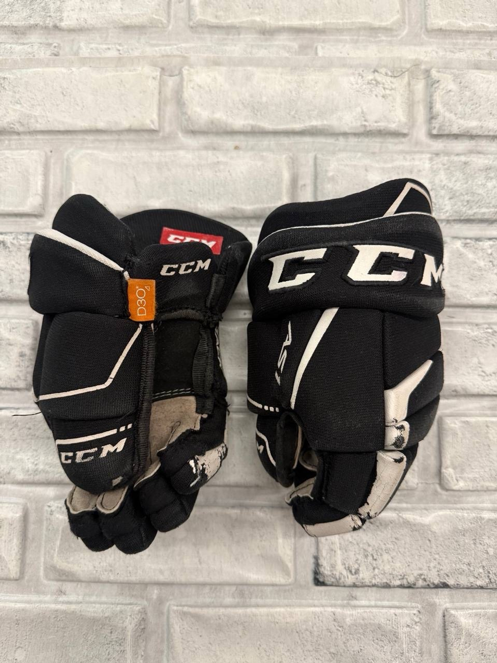 CCM tacks as1 YTH 9”