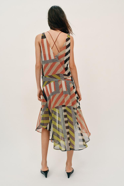 ZARA ПЛАТЬЕ С ПРИНТОМ ПЭЧВОРК, РАЗНОЦВЕТНЫЙ