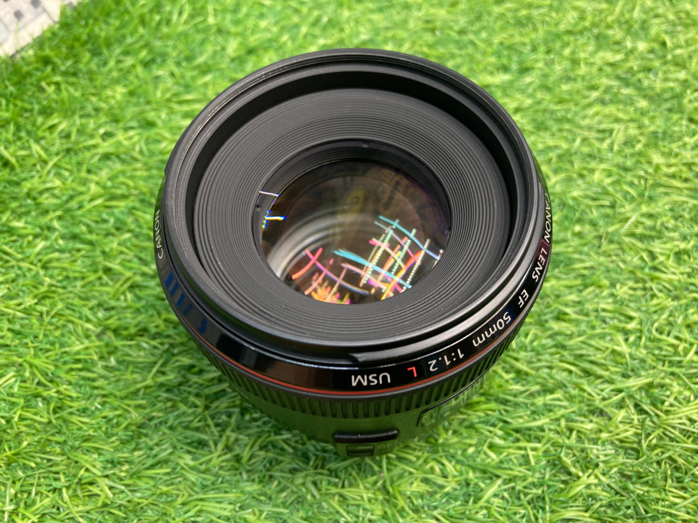 Canon EF 50mm 1.2L USM