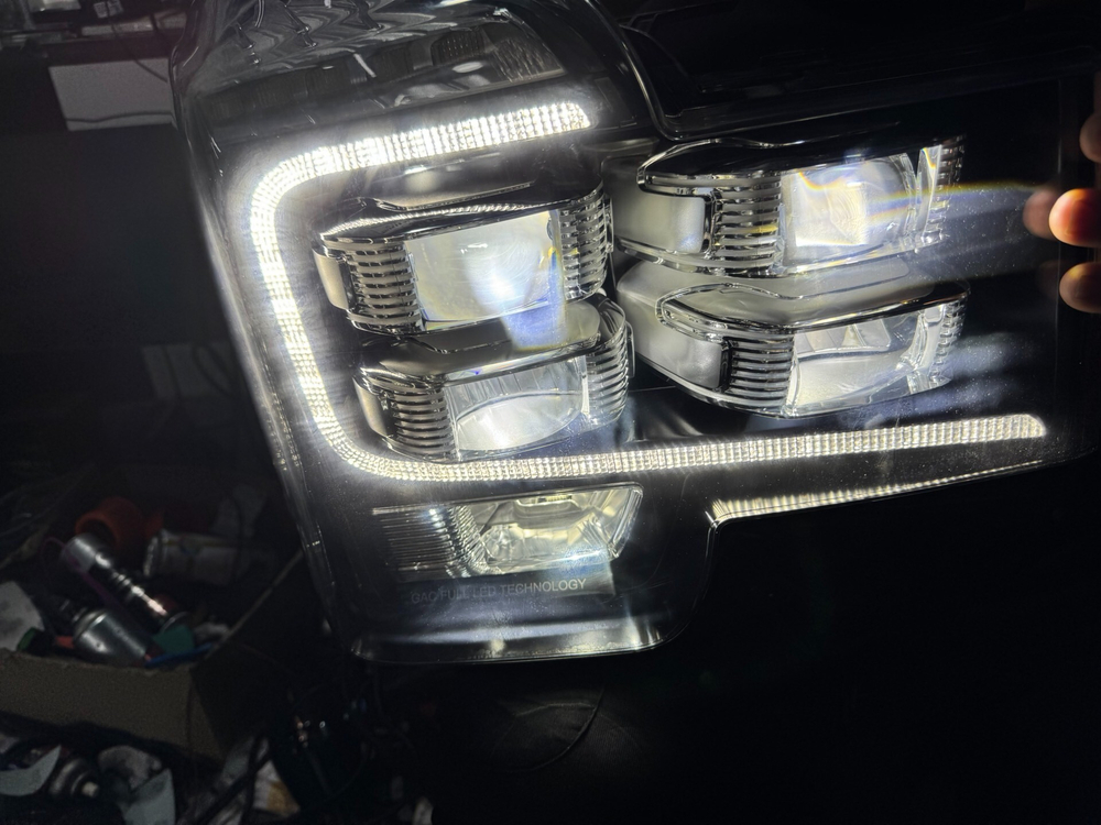 Передние оригинальные LED фары GAC Trumpchi GS8 (левая и правая)
