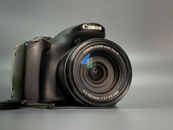 Canon PowerShot SX30 IS небольшой дефект экрана
