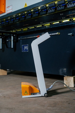 Гидравлический листогибочный пресс с ЧПУ B-Power P 100/2500
