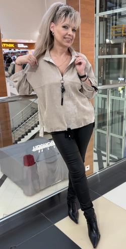 Толстовка-свитшот из микро-вельвета в бежевом цвете