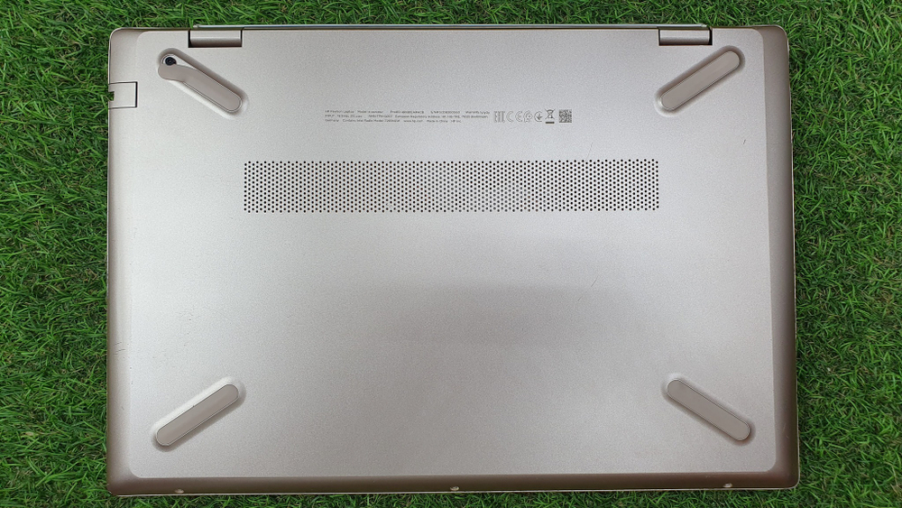 Ультрабук HP i3-8/4 Gb/FHD покупка/продажа