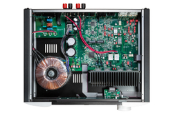Moon by Simaudio 240i 2-tone — интегральный стереоусилитель премиум-класса