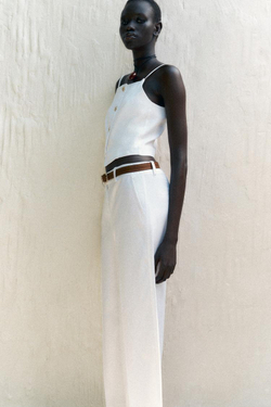 ZARA КОРОТКИЙ ЖИЛЕТ НА БРЕТЕЛЯХ, БЕЛЫЙ