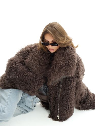 Коричневая шуба-косуха из овчины калган