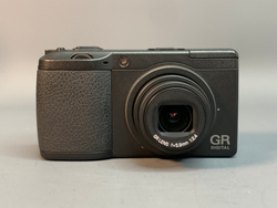 Ricoh GR II