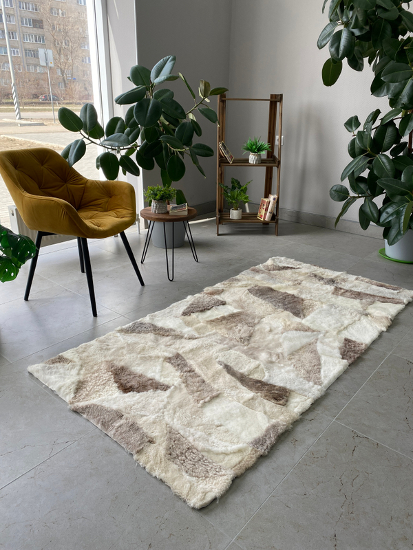 Меховой коврик накидка на кресло из овчины