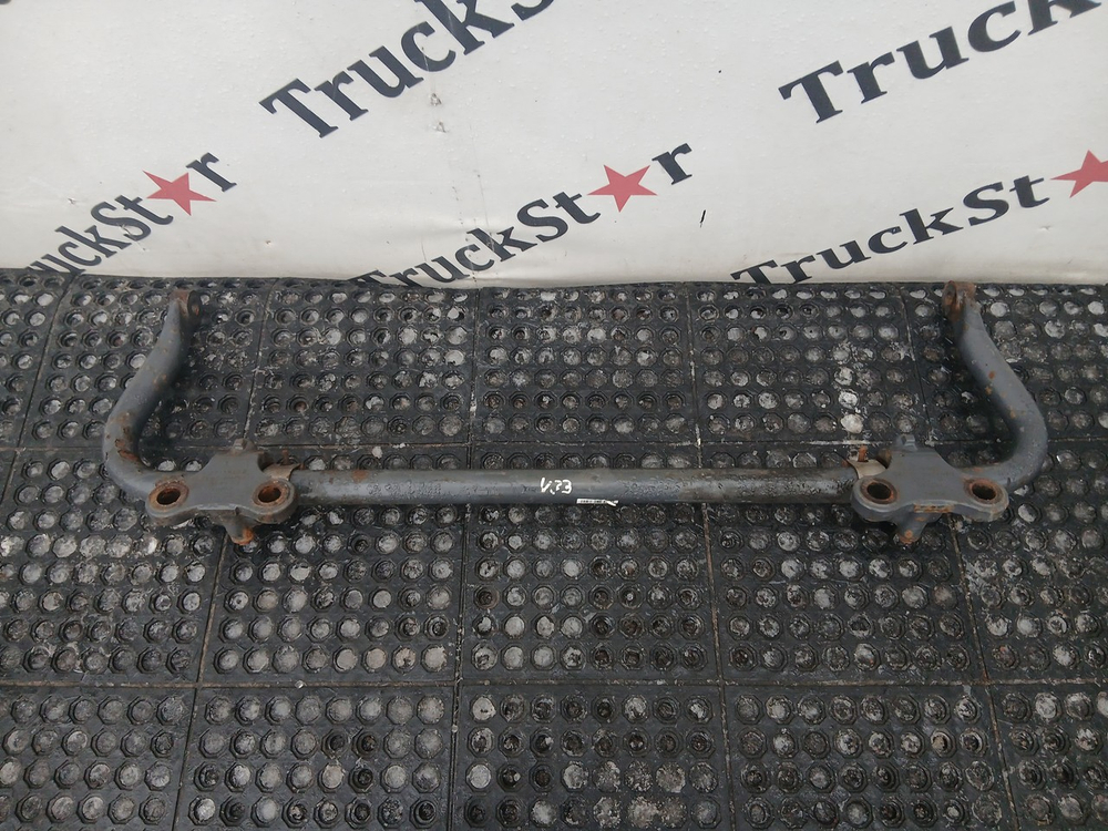 Стабилизатор передний