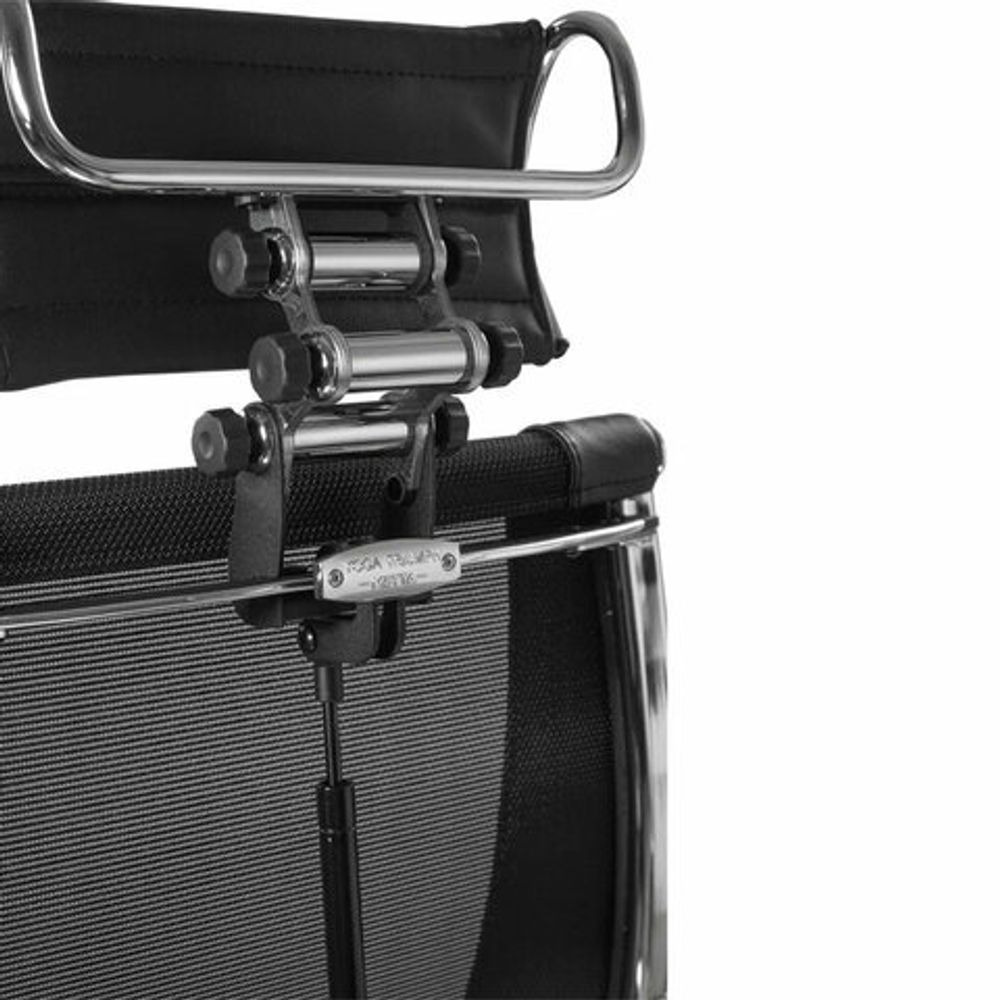 Кресло МЕТТА "YOGA" Y 4DT B2-14D, адаптивная спинка, 3D-подголовник, сверхпрочная сетка, черное