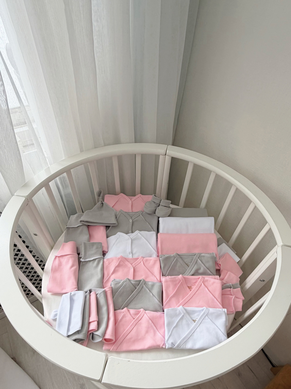 Pink | Gray | White