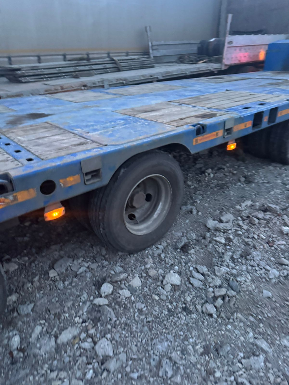 БЕРГЕР 9854* Полуприцеп тяжеловоз 4 оси 9854-0000050-05 (Раздвижной)