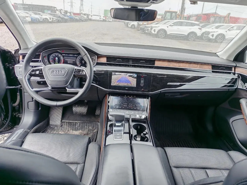 Audi A8L 3.0 55 TFSI quattro tiptronic L Business