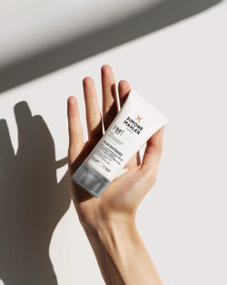 Омолаживающая защитная эмульсия для лица с SPF 50+| SUN DEFENSE SPF 50+ YOUTHFUL PROTECTIVE FACE EMULSION VERY HIGH PROTECTION, 50 мл