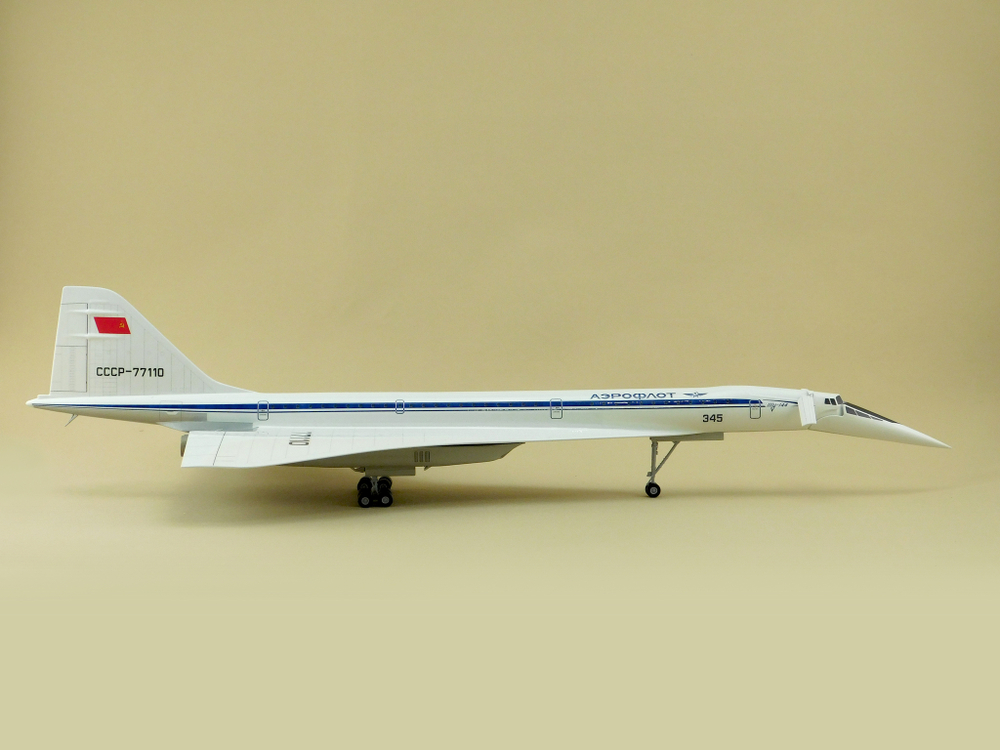 Модель самолета Ту-144 (М1:100, Аэрофлот СССР-77110) конфигурация посадочная с шасси