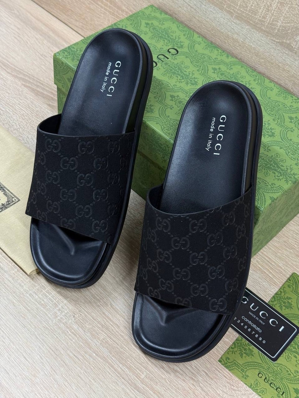 Шлепанцы Gucci